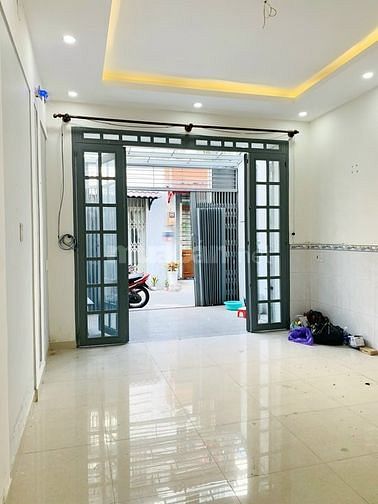 Cần tiền bán gấp căn 1 lầu Lê Quang Sung, Q6, 52m2- 1 tỷ 420tr- SHR