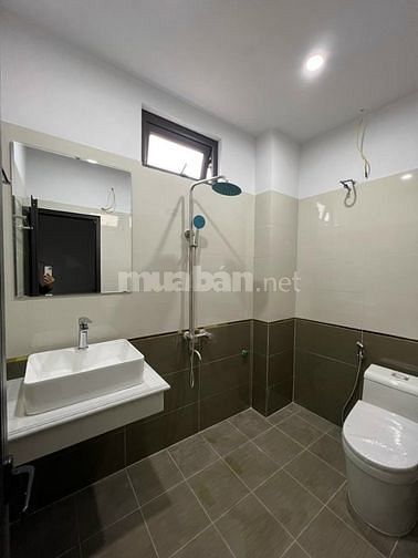 Phạm Văn Đồng - 4,6Tỷ - Mới Đẹp - Thang Máy Xịn - ĐẤT LỘC HỢP K DOANH