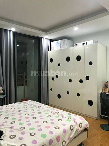 Cần bán ngôi nhà hoa hậu taị Xuân La, Tây Hồ.SD 43m2x6,5T ngõ thông.