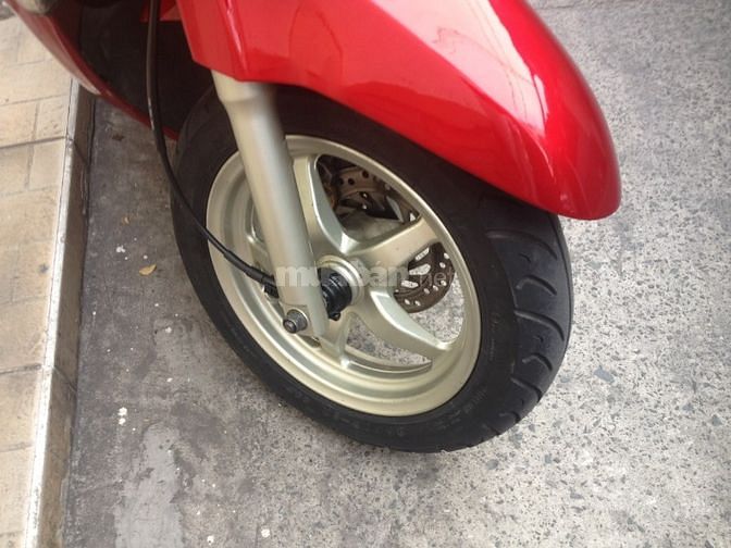 Bán xe Lead - 2011, màu đỏ và màu xanh 