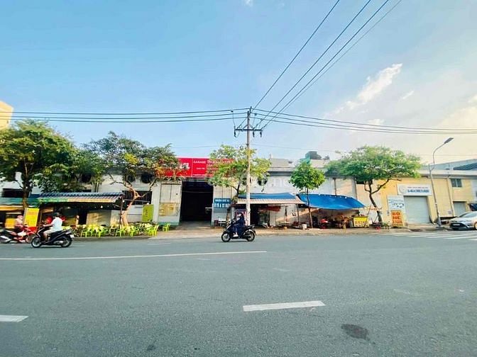 CHO THUÊ NHÀ MẶT TIỀN 30*30M NGUYỄN VĂN LƯỢNG