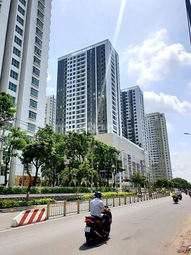 Giỏ hàng T3/2023 Central Premium, Tạ Quang Bửu, Q8 - căn đẹp, giá tốt