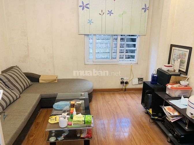 Bán nhà  ở ngay, phố Sơn Tây-Ba Đình, ngõ thông, DT 20m2-6T-2.75 tỷ
