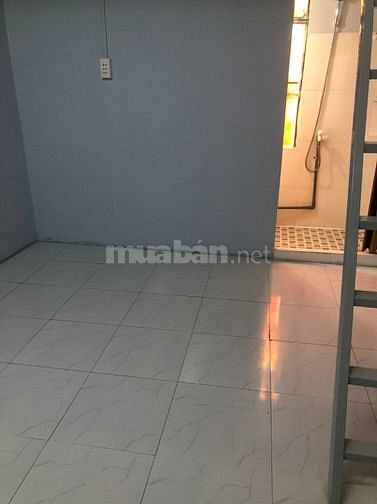 Phòng ký túc xá giá rẻ cho bạn chọn