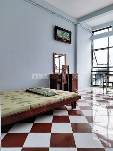 Phòng ký túc xá giá rẻ cho bạn chọn