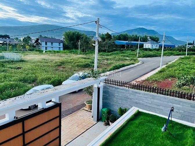 Bán 500m2 đất thổ cư khu biệt thự ven sông - ngay sân bay Liên Khương