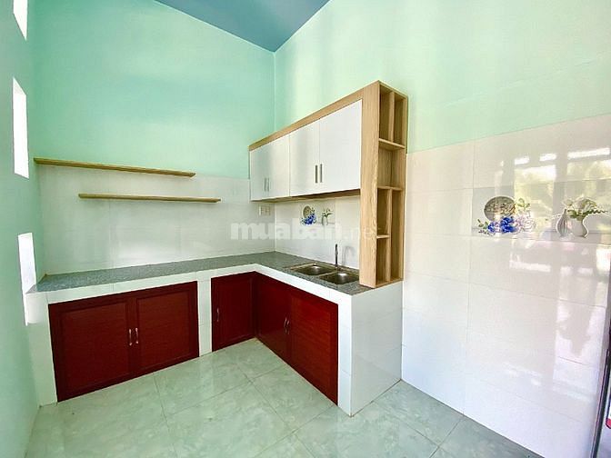 Nhà vườn đường ô tô đậu trong sân liền kề KCN Giao Long