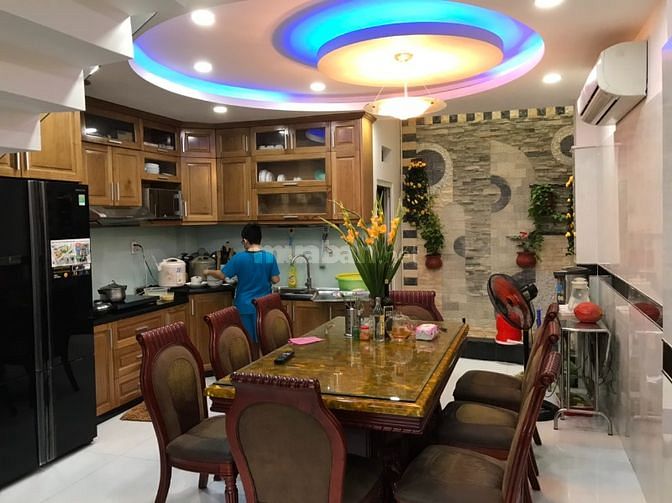 Cho thuê hoặc bán nhà Gò Vấp, đường số 11, P.11, 67m2, 3 lầu, SD 250m2