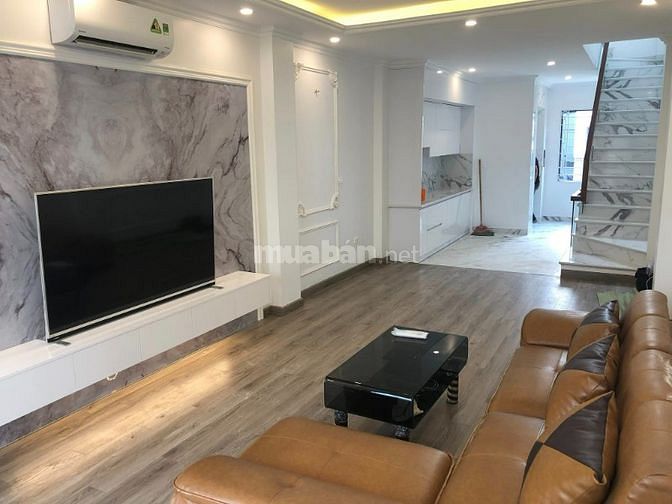 Nhà vịp tái định cư Ngọc Thụy DT 45mx 6 tầng thang máy 