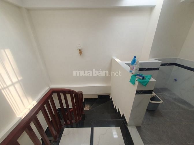 Bán nhà đẹp, ở ngay Đội Cấn- Ba Đình,lô góc, 30m2-5T-MT4m-3.75 tỷ.
