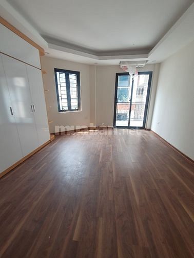 Bán nhà đẹp, ở ngay Đội Cấn- Ba Đình,lô góc, 30m2-5T-MT4m-3.75 tỷ.