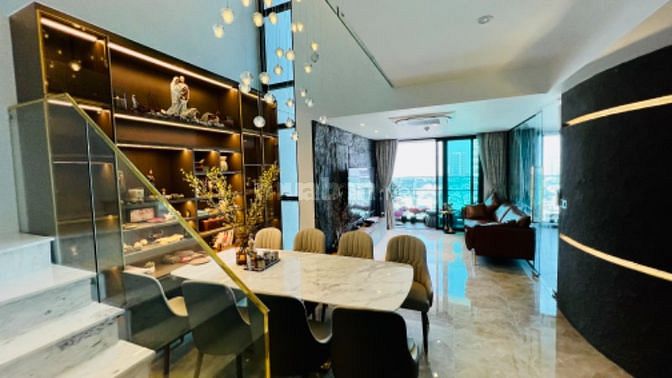 Chính chủ cần bán Sky loft 3pn toà Altaz, full nội thất cao cấp, 11 tỉ