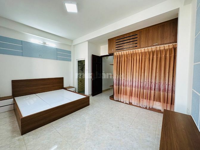 6,9 tỷ 37,2m2(4,8*7,7m)  140m2 sàn, 3PN, 4WC, trệt + 1 lửng + 3 lầu