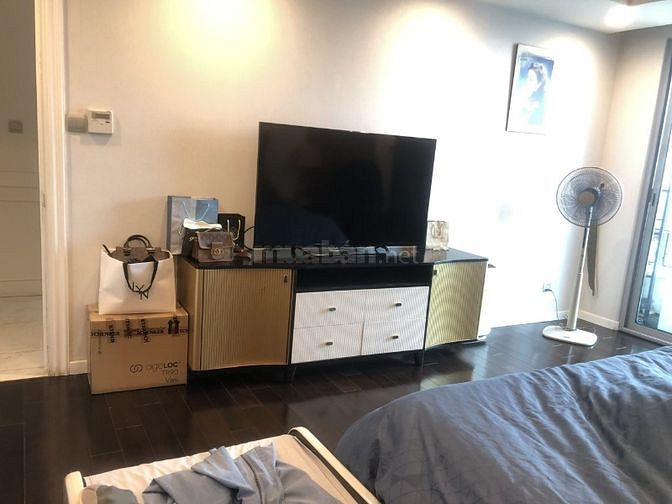 VINCOM ĐỒNG KHỞI, 3phòng ngủ, Full nội thất, View Q1-sông và Thủ Thiêm