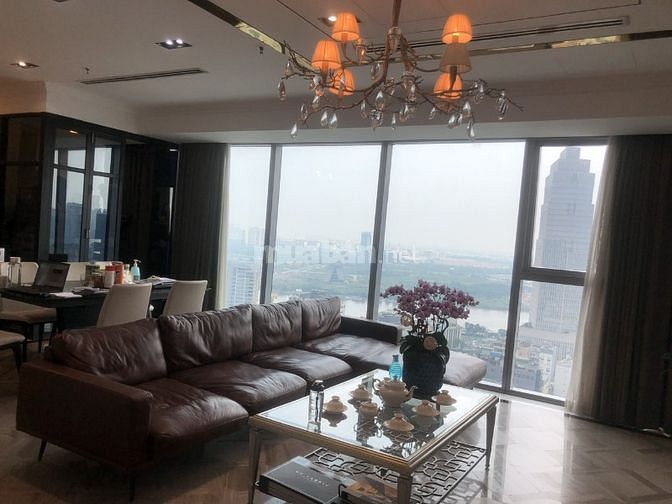 VINCOM ĐỒNG KHỞI, 3phòng ngủ, Full nội thất, View Q1-sông và Thủ Thiêm