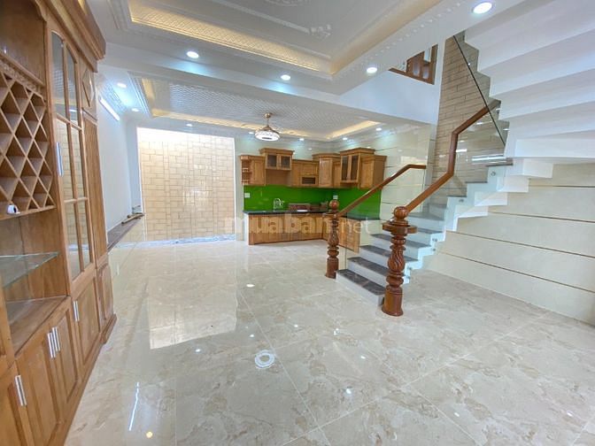 BÁN NHÀ 5,5X15 SIÊU TO HẺM NHỰA10M SIÊU RỘNG. NHÀ MỚI ĐÚC 4,5 TẤM