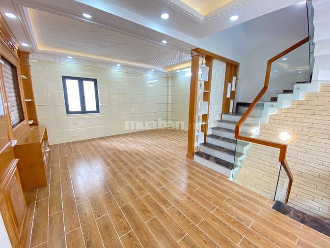 BÁN NHÀ 5,5X15 SIÊU TO HẺM NHỰA10M SIÊU RỘNG. NHÀ MỚI ĐÚC 4,5 TẤM