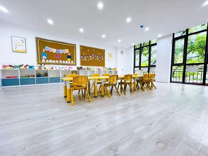  BÁN NHÀ 6,5 Tầng Số 95 Phố Đốc Ngữ. MB 120m2 nhà 1 mặt phố 1 mặt ngõ 