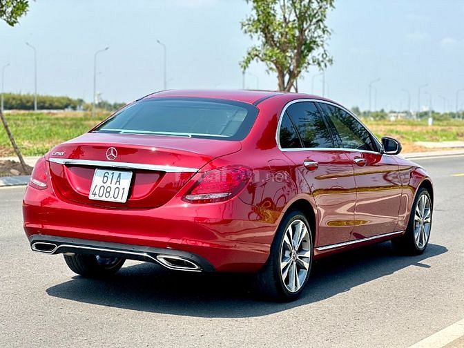 Bán ôtô Mercedes Benz C250, sản xuất 07.2017 Model 2018, mâm phay