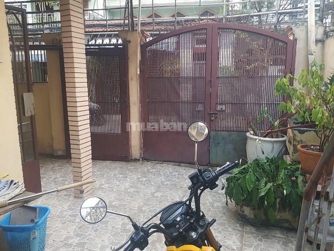 Nhà 2mặt tiền ông ích khiêm gần đầm sen