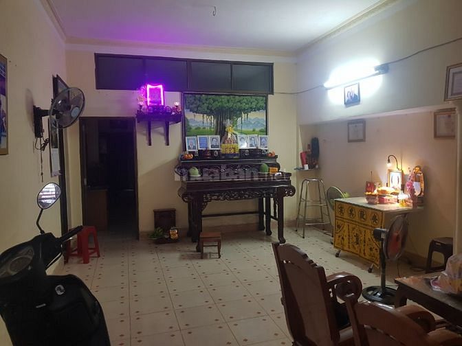 Nhà 2mặt tiền ông ích khiêm gần đầm sen
