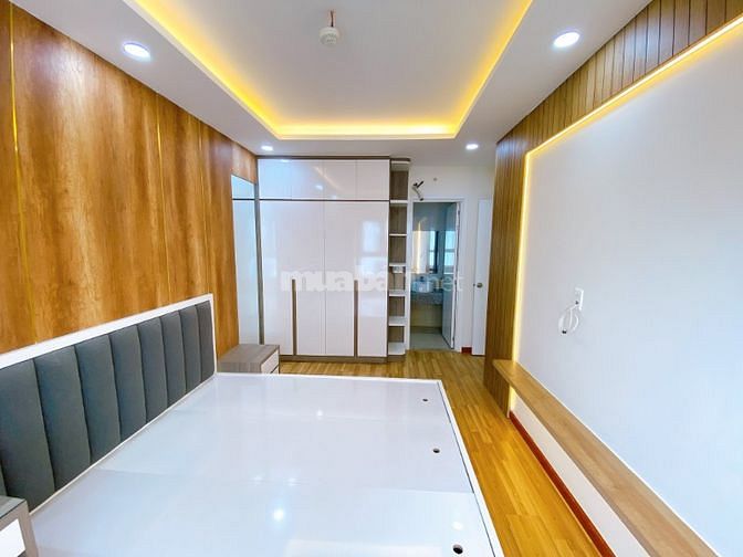 Bán căn hộ Diamond Riverside 2pn, 2wc, full nội thất giá bán 2,450 tỷ