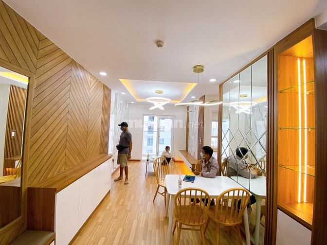 Bán căn hộ Diamond Riverside 2pn, 2wc, full nội thất giá bán 2,450 tỷ