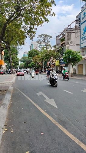 Cần tiền bán nhà MT 66 Đinh Tiên Hoàng, Đakao, Q1