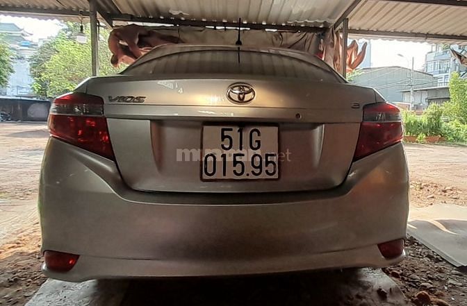Bán xe vios số tự động 2017 màu bạc mới 99% 375 triệu 