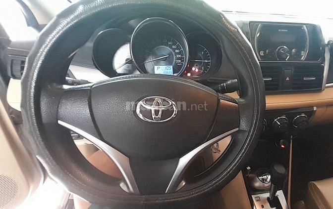 Bán xe vios số tự động 2017 màu bạc mới 99% 375 triệu 