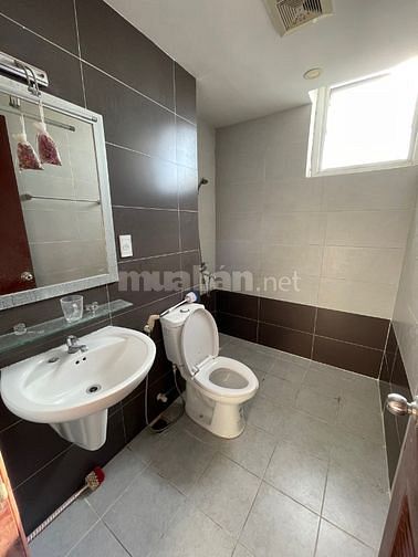 Chính chủ cần bán: Chung cư Ngọc Phương Nam