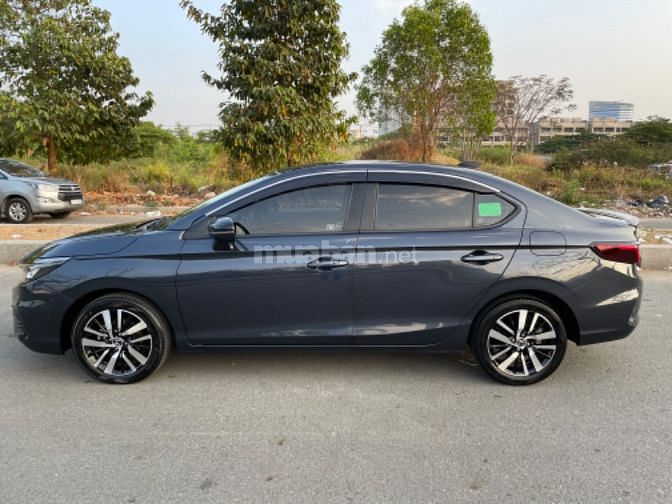 Bán xe honda city RS . Chạy 11000km