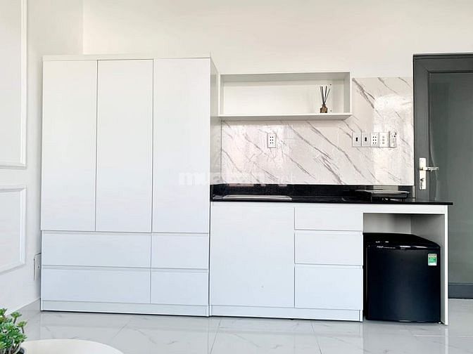 3 TỶ NHẬN NHÀ NGÀY, TÒA NHÀ 12 PHÒNG HĐ THUÊ 33TR NHÀ BÈ .GIÁ 12,5 TỶ