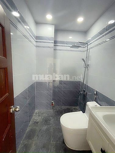 Căn góc 3tầng đúc thật Lưu Hữu Phước P15 Q8 shr hoàn công gần cầu số3 