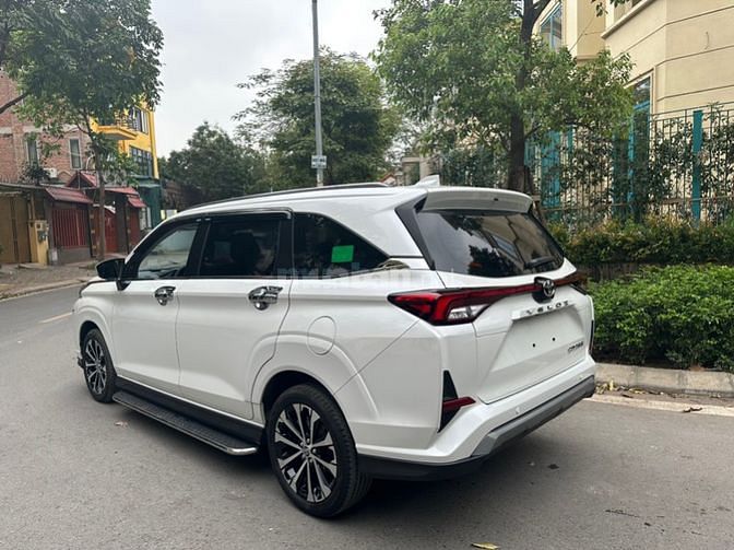 Toyota veloz bản top 2022 đk tháng 3-2023