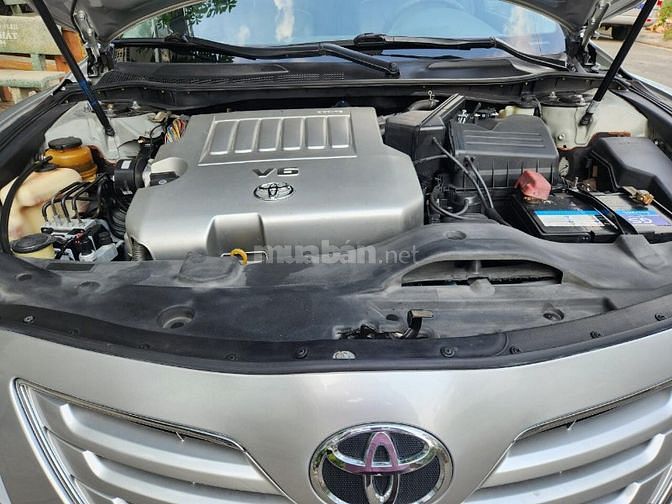 Cần bán Camry 3.5L (XLE) SX:2007AT,màu bạc,nhập Mỹ,gđ sử dụng mới 95%.