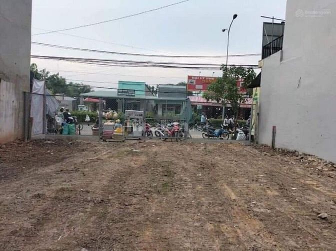 Chi tôi cần bán gấp miếng đất 430tr/500m cạnh kcn,kdc