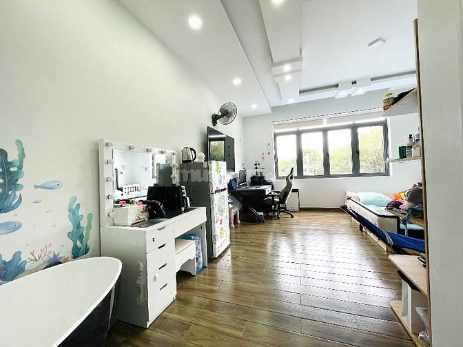 Nhà Ngay công viên nội bộ,an ninh cực cao