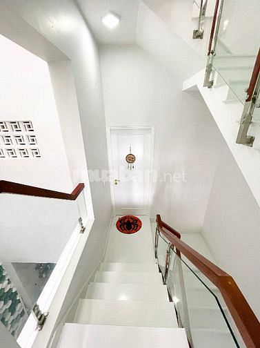 Nhà Ngay công viên nội bộ,an ninh cực cao