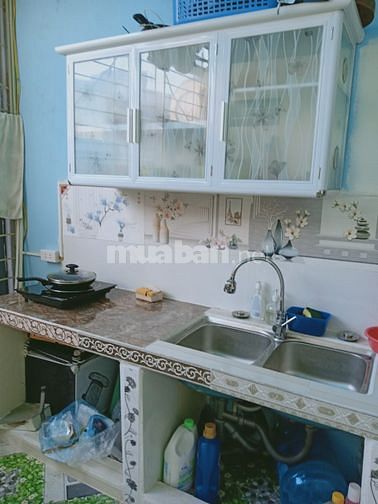 Cho người độc thân thuê 2 phòng tầng 2, đủ tiện nghi, khu Định Công Hạ