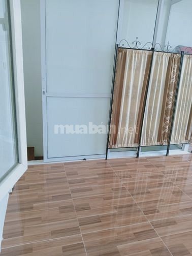 Cho người độc thân thuê 2 phòng tầng 2, đủ tiện nghi, khu Định Công Hạ