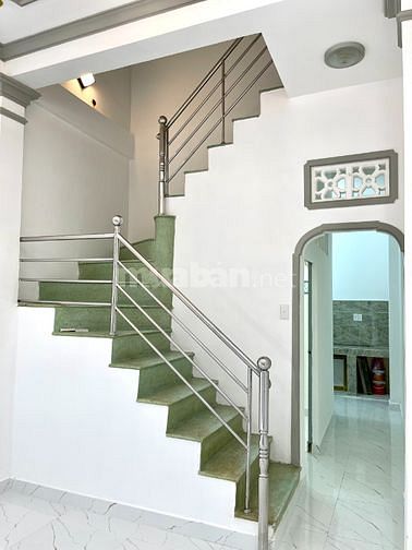 Bán nhà hẻm xe hơi đường Bùi Quang Là, phường 12, quận Gò Vấp