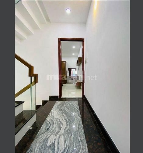 Cho thuê nhà HXT Quang Trung,Gò Vấp, có sẵn 5pn - 5wc, ngay chợ Hạnh