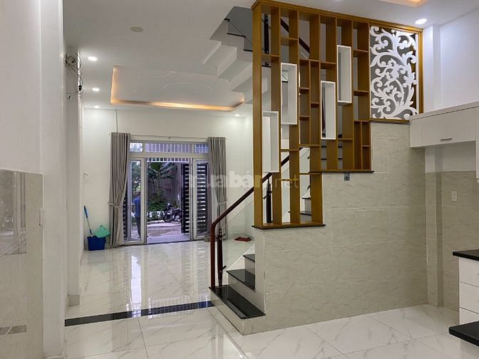 Bán nhà phố  đường thông TX22,Q12. 1 trệt 3 lầu, giá 4.8 tỷ