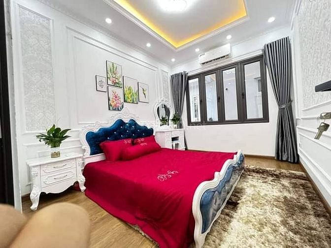 Bán nhà,Thụy Khuê OTO KD Dt 32m 5T Mt 4m giá 3,1 tỷ