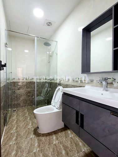 chính chủ bán nhà tại  HOÀNG QUỐC VIỆT