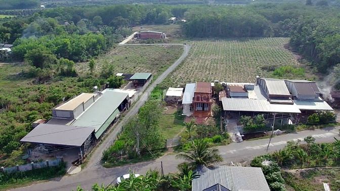 310m2 thổ. Cách nhựa 40m. Gần KCN. 740tr. Chủ ngộp bank.
