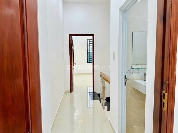 Sổ Hồng Nhà Quận 12 Diện Tích khủng Bao Pháp Lí Chuẩn