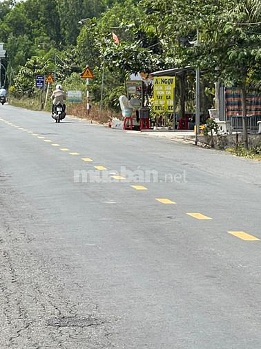 Bán Đất 1696M2 Có 139M2 Thổ,19Mx84M,đường tỉnh 829 Tân Thạnh Long An 