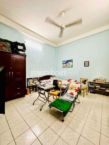 Nhà mặt tiền Cô Giang p2 Phú Nhuận 160m2 đất 6.5x25